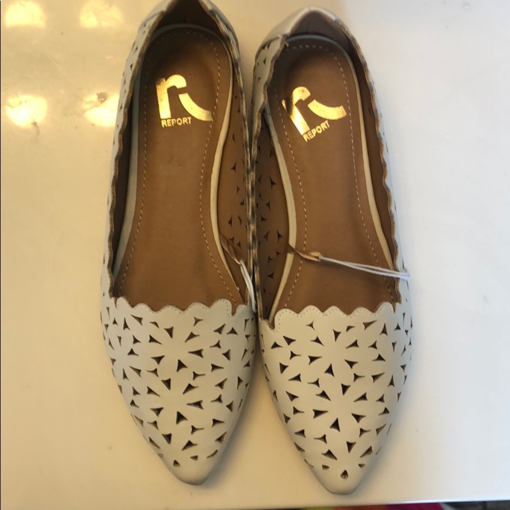 New never been worn report pointed toe shoes